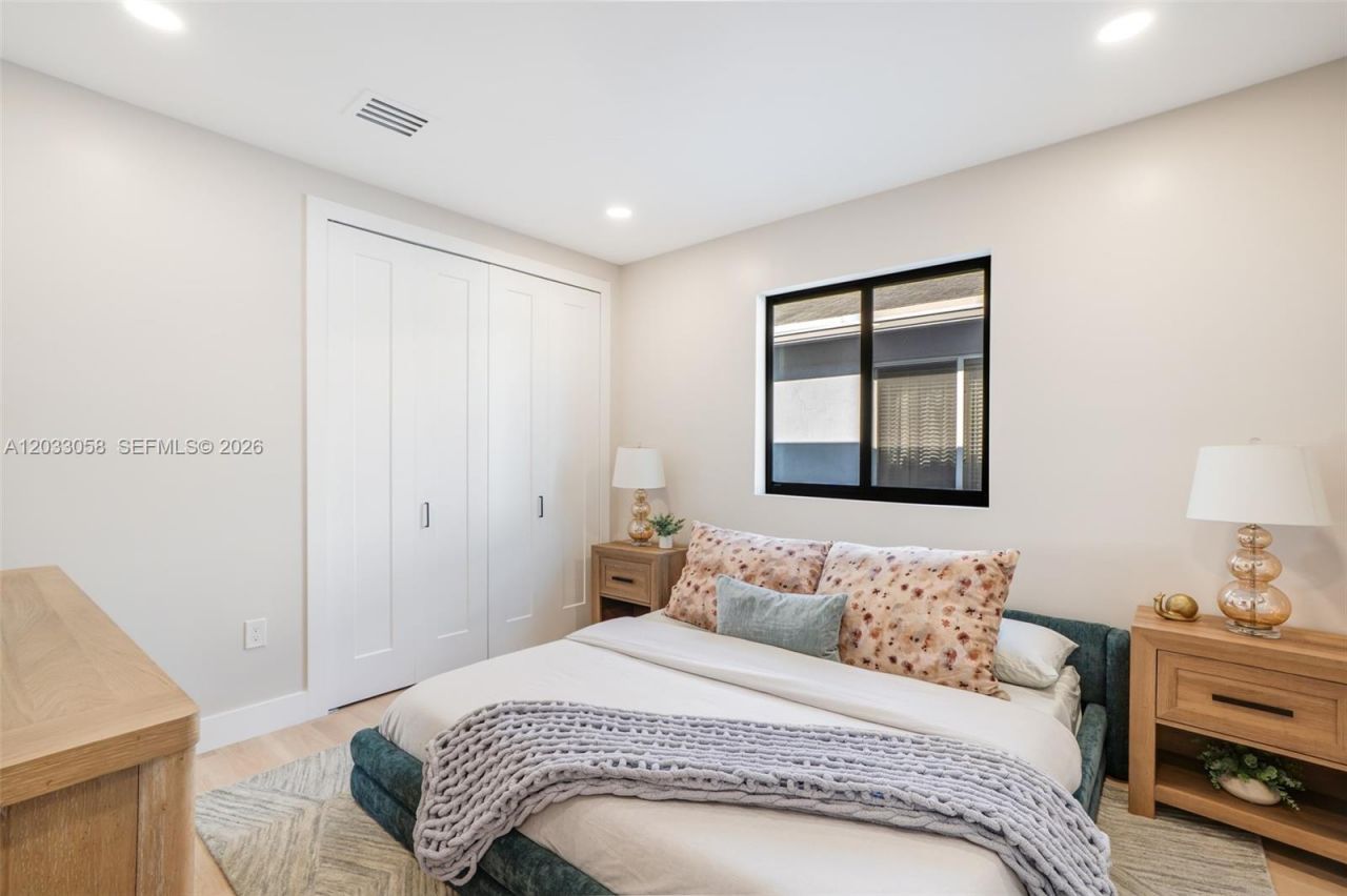 701 SW 17th St , Unit 701, Fort Lauderdale, FL 33315 Photo