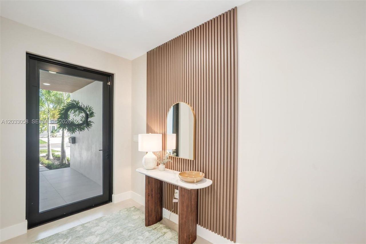 701 SW 17th St , Unit 701, Fort Lauderdale, FL 33315 Photo