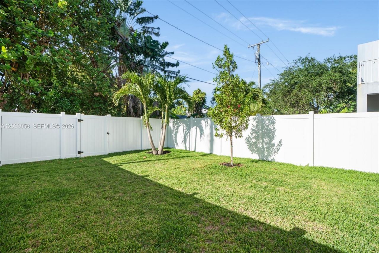 701 SW 17th St , Unit 701, Fort Lauderdale, FL 33315 Photo