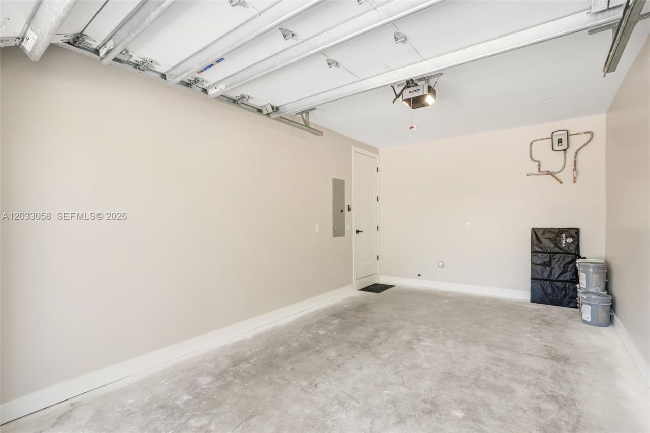 701 SW 17th St , Unit 701, Fort Lauderdale, FL 33315 Photo