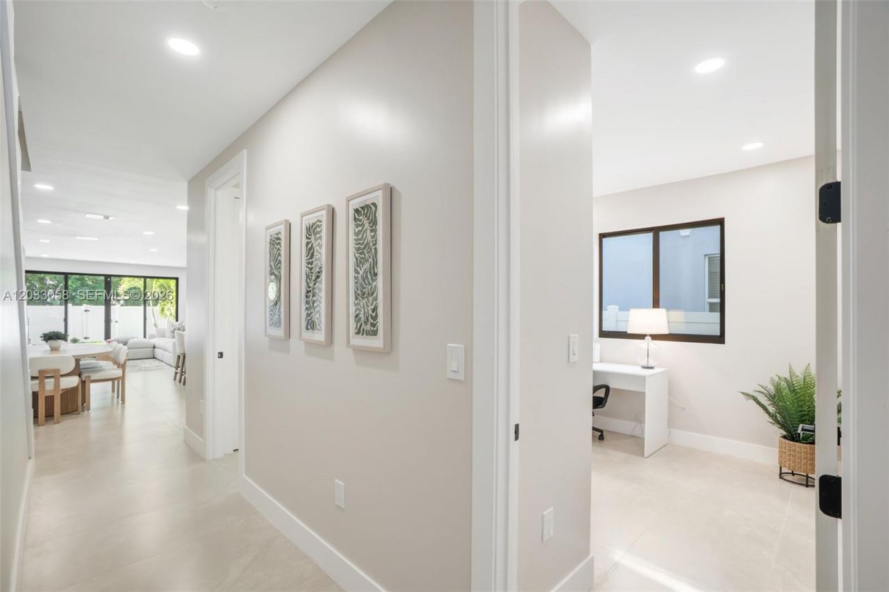 701 SW 17th St , Unit 701, Fort Lauderdale, FL 33315 Photo