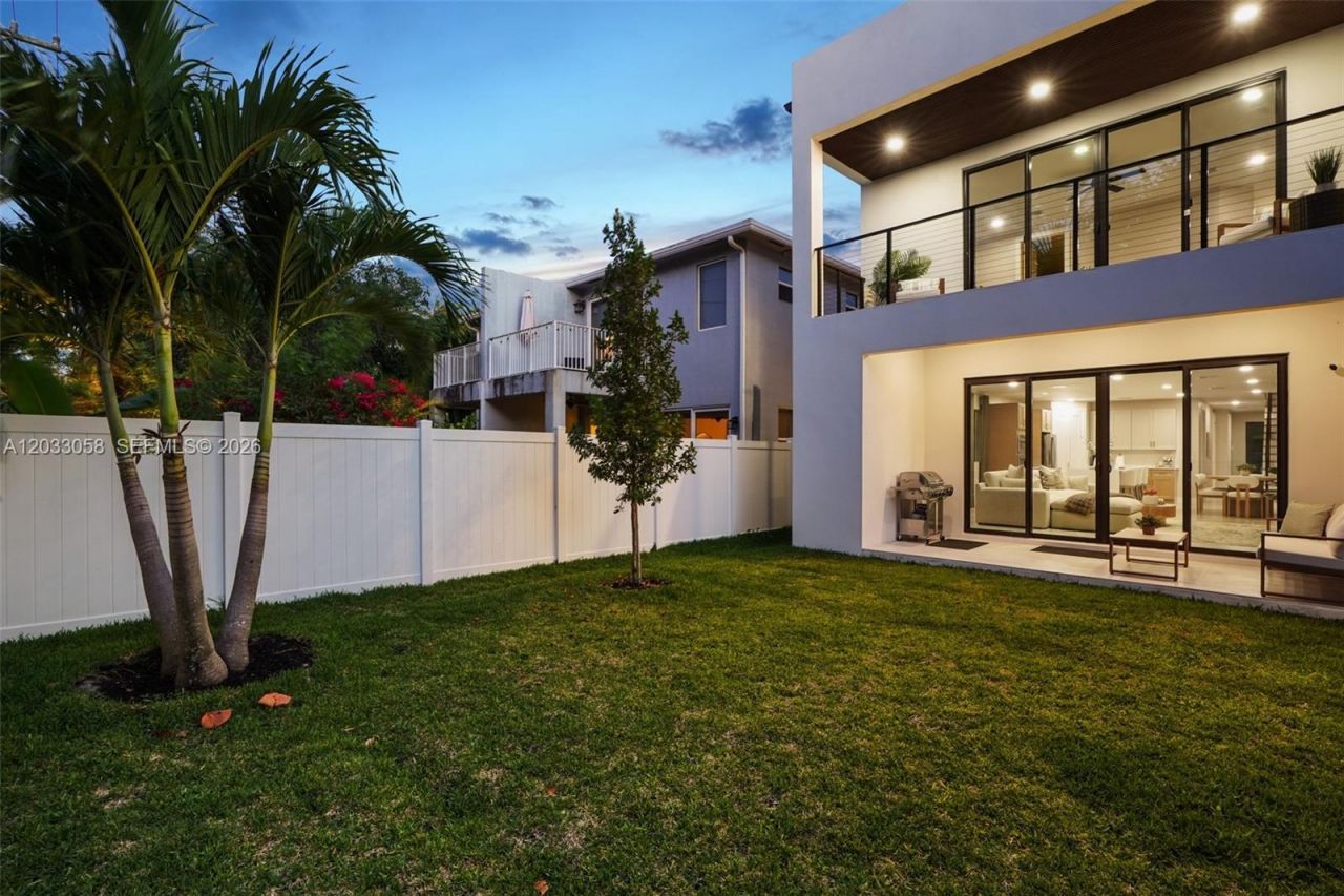 701 SW 17th St , Unit 701, Fort Lauderdale, FL 33315 Photo