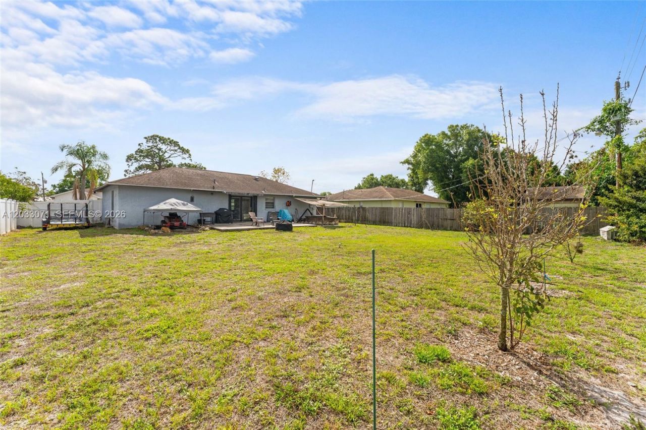 2239 Lotus Rd , North Fort Myers, FL 33905 Photo