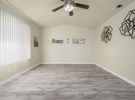 9244 Rogers Rd, Sacramento, CA 95829 Photo