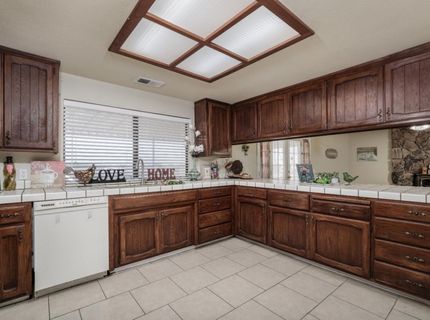 9244 Rogers Rd, Sacramento, CA 95829 Photo
