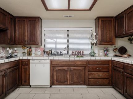 9244 Rogers Rd, Sacramento, CA 95829 Photo