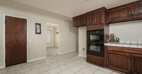 9244 Rogers Rd, Sacramento, CA 95829 Photo