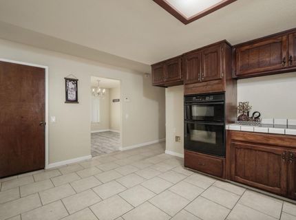 9244 Rogers Rd, Sacramento, CA 95829 Photo
