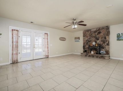 9244 Rogers Rd, Sacramento, CA 95829 Photo