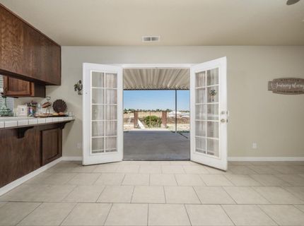 9244 Rogers Rd, Sacramento, CA 95829 Photo
