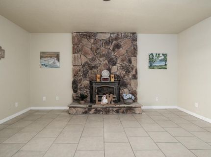9244 Rogers Rd, Sacramento, CA 95829 Photo