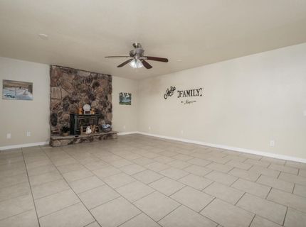 9244 Rogers Rd, Sacramento, CA 95829 Photo