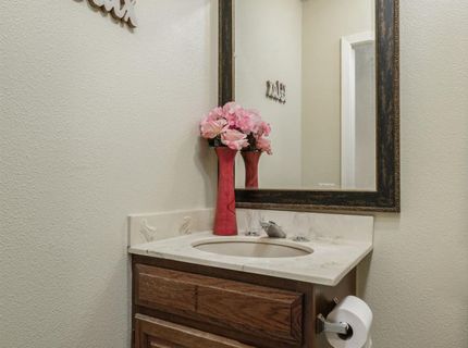 9244 Rogers Rd, Sacramento, CA 95829 Photo