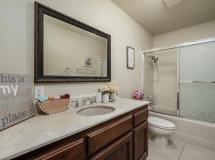 9244 Rogers Rd, Sacramento, CA 95829 Photo