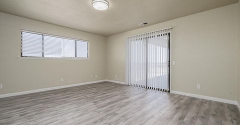 9244 Rogers Rd, Sacramento, CA 95829 Photo