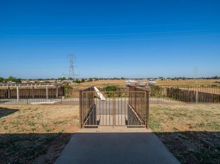9244 Rogers Rd, Sacramento, CA 95829 Photo