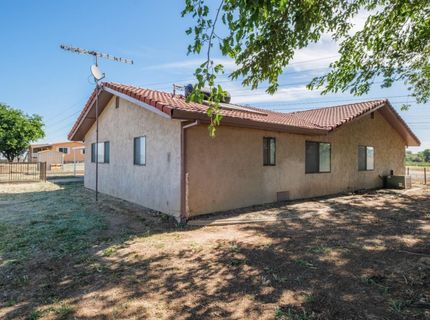 9244 Rogers Rd, Sacramento, CA 95829 Photo