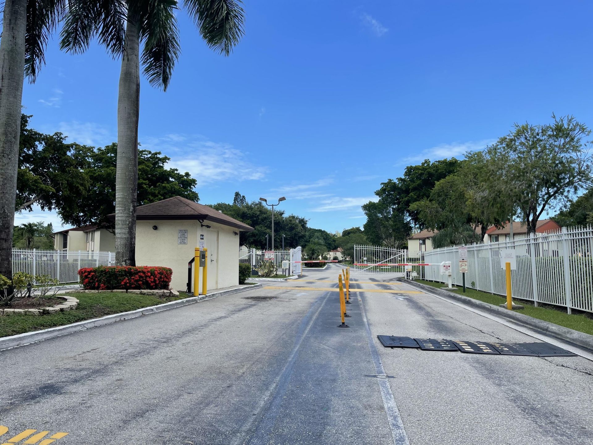 4857 Sable Pine Circle, Unit B1, West Palm Beach, FL 33417 Photo