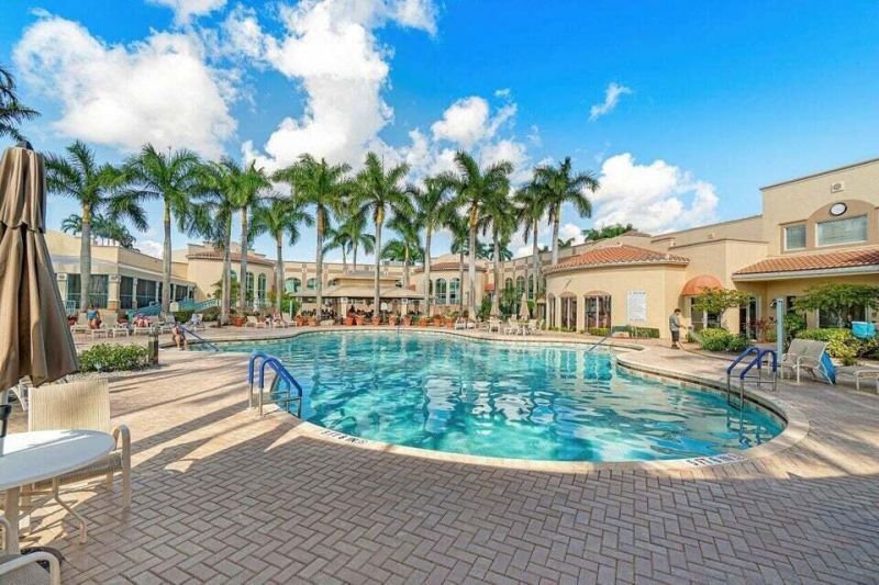 12560 Majesty Circle, Unit 104, Boynton Beach, FL 33437 Photo