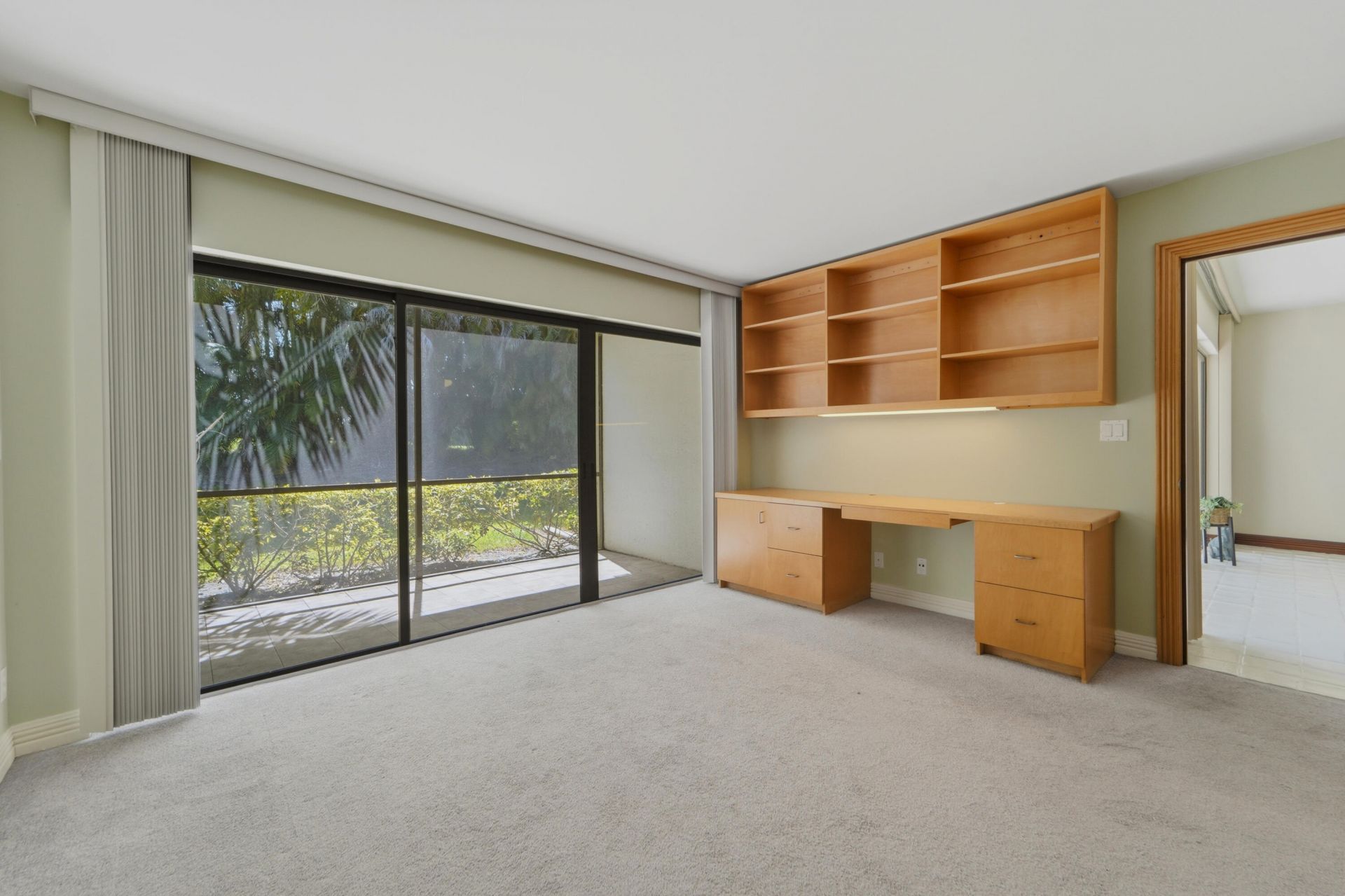 1700 Presidential Way, Unit 103, West Palm Beach, FL 33401 Photo