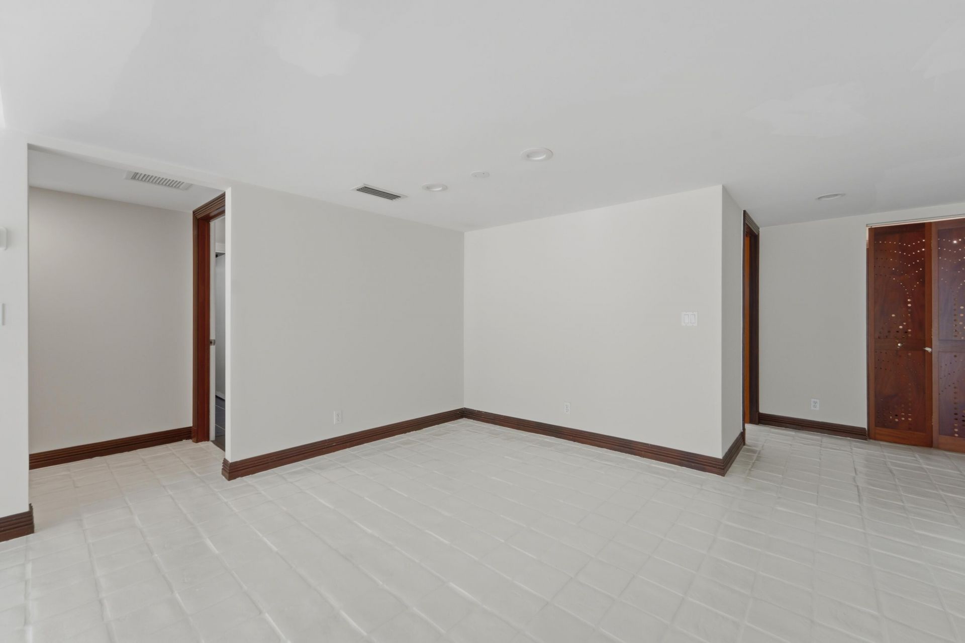 1700 Presidential Way, Unit 103, West Palm Beach, FL 33401 Photo