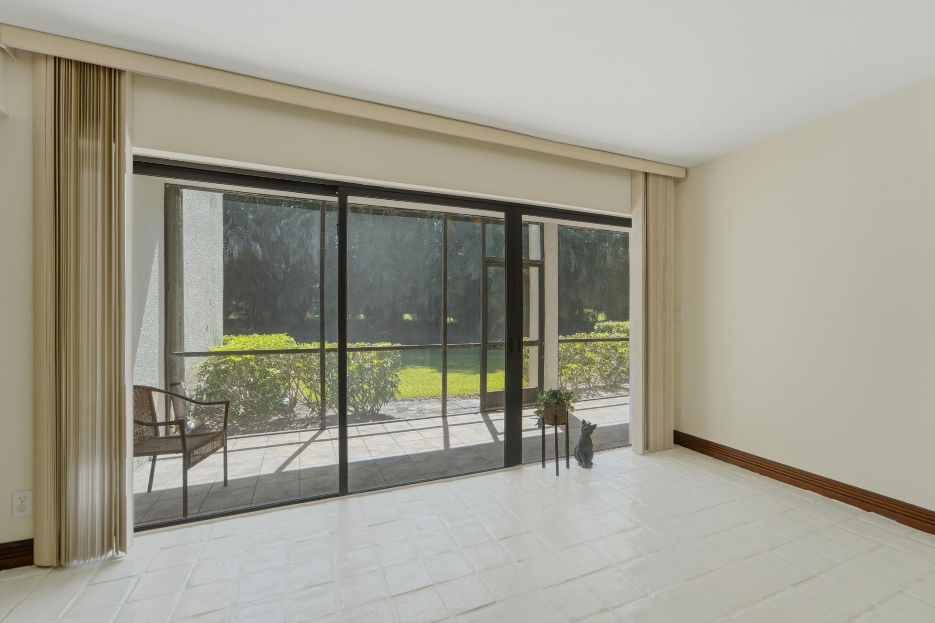 1700 Presidential Way, Unit 103, West Palm Beach, FL 33401 Photo