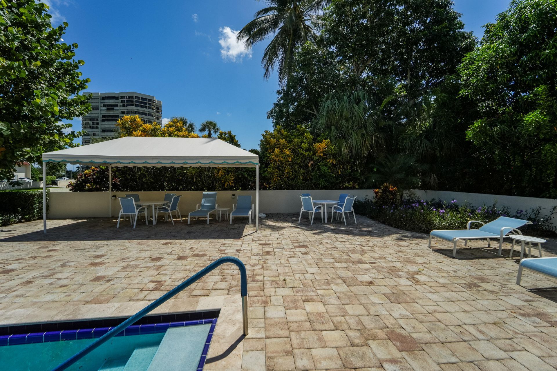 1700 Presidential Way, Unit 103, West Palm Beach, FL 33401 Photo