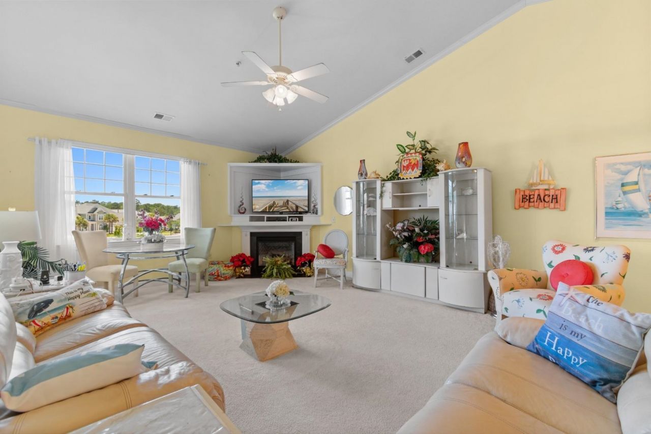 700 Pickering Dr.  Photo 11