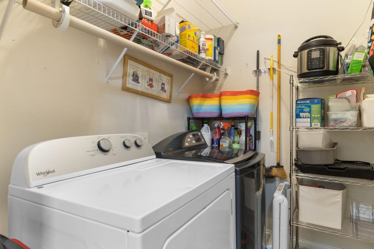 700 Pickering Dr.  Photo 22