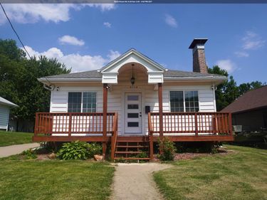 2114 ROSS ST, Sioux City, IA 51103