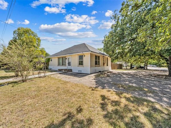 401 Powers Street, Lacy Lakeview, TX 76705