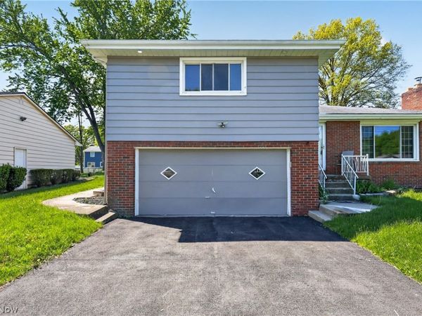 515 Murray Hill Drive , Youngstown, OH 44505