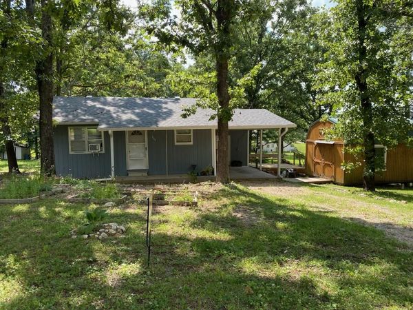 904 Kansas Street , Mountain View, MO 65548