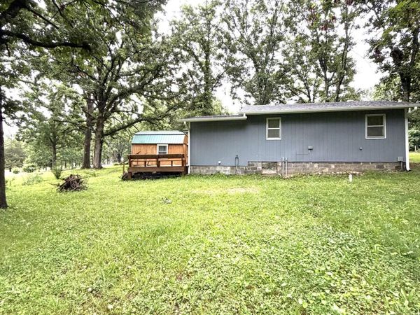 904 Kansas Street , Mountain View, MO 65548