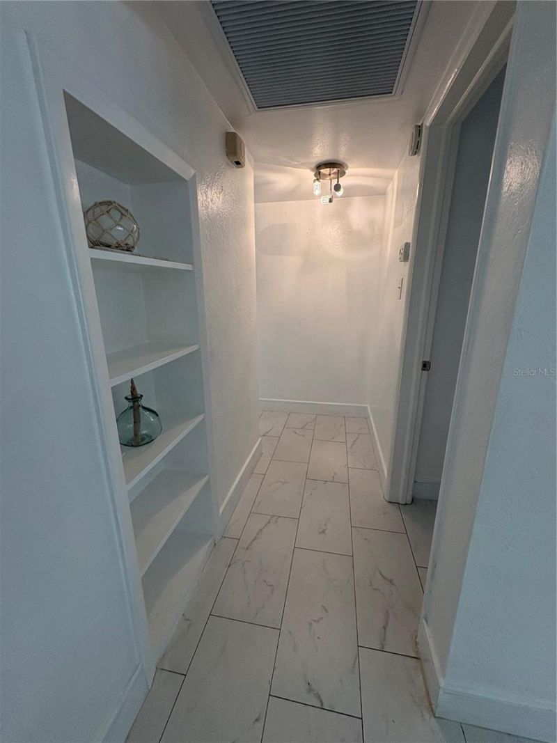 1790 Russell Drive N, Saint Petersburg, FL 33710 Photo