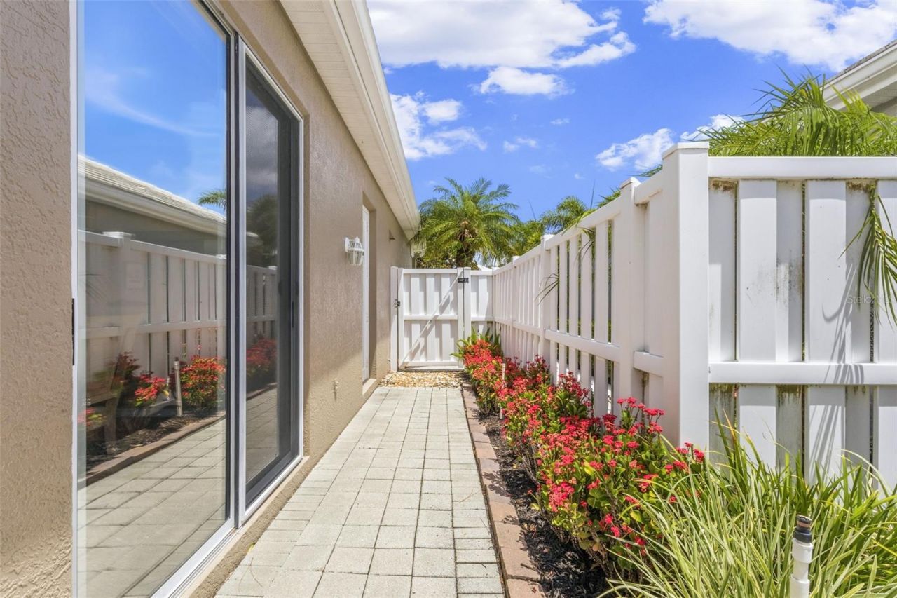 8752 52nd Drive E, Bradenton, FL 34211 Photo