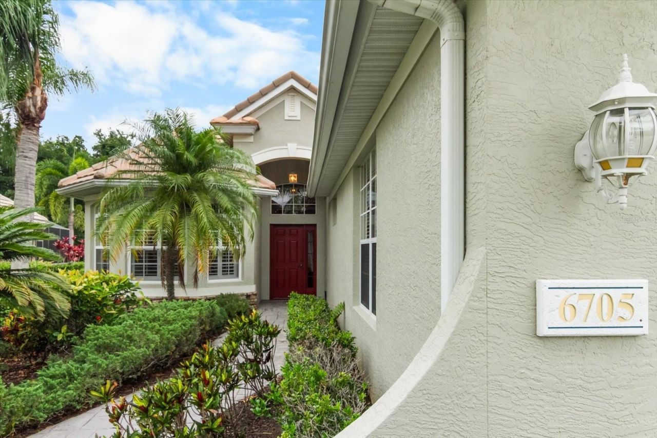 6705 Pebble Beach Way, Lakewood Ranch, FL 34202 Photo