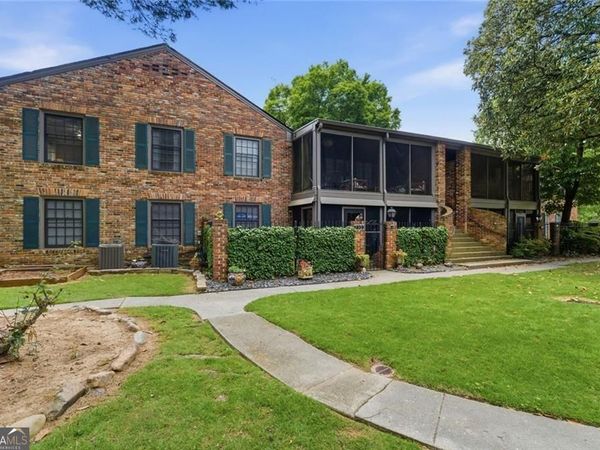 3109 Colonial Way, Unit E, Atlanta, GA 30341