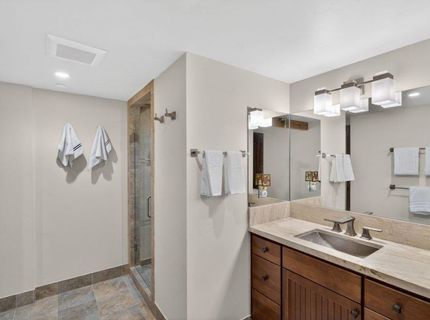 15735 Donner Pass Road, Truckee, CA 96161 Photo