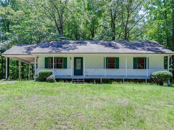 9625 Manor Lane , Gainesville, GA 30506