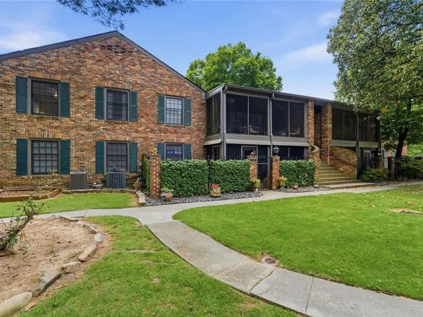 3109 Colonial Way , Unit E, Atlanta, GA 30341