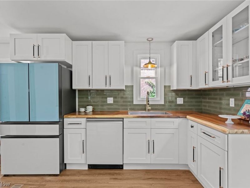 1913 Staunton Road, Cleveland Heights, OH 44118 Photo 12