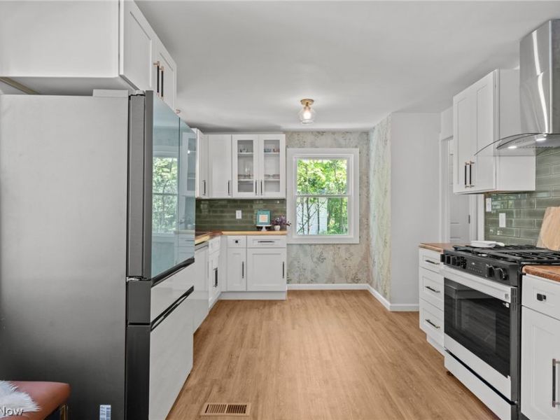 1913 Staunton Road, Cleveland Heights, OH 44118 Photo 17