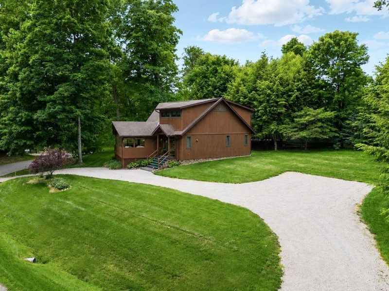 822 Kingsway Circle, Howard, OH 43028 Photo 5