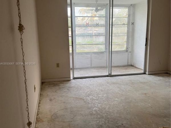 8325 Sunrise Lakes Blvd , Unit 112, Sunrise, FL 33322