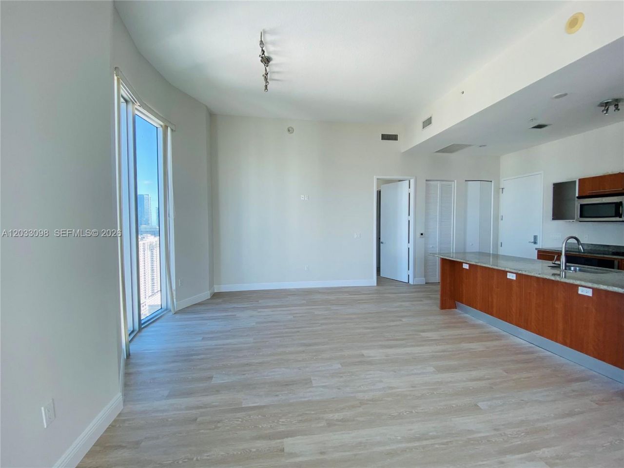 185 SW 7th St , Unit 4311, Miami, FL 33130 Photo