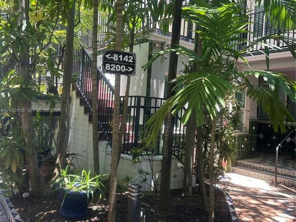 8200 Byron Ave , Unit 3, Miami Beach, FL 33141