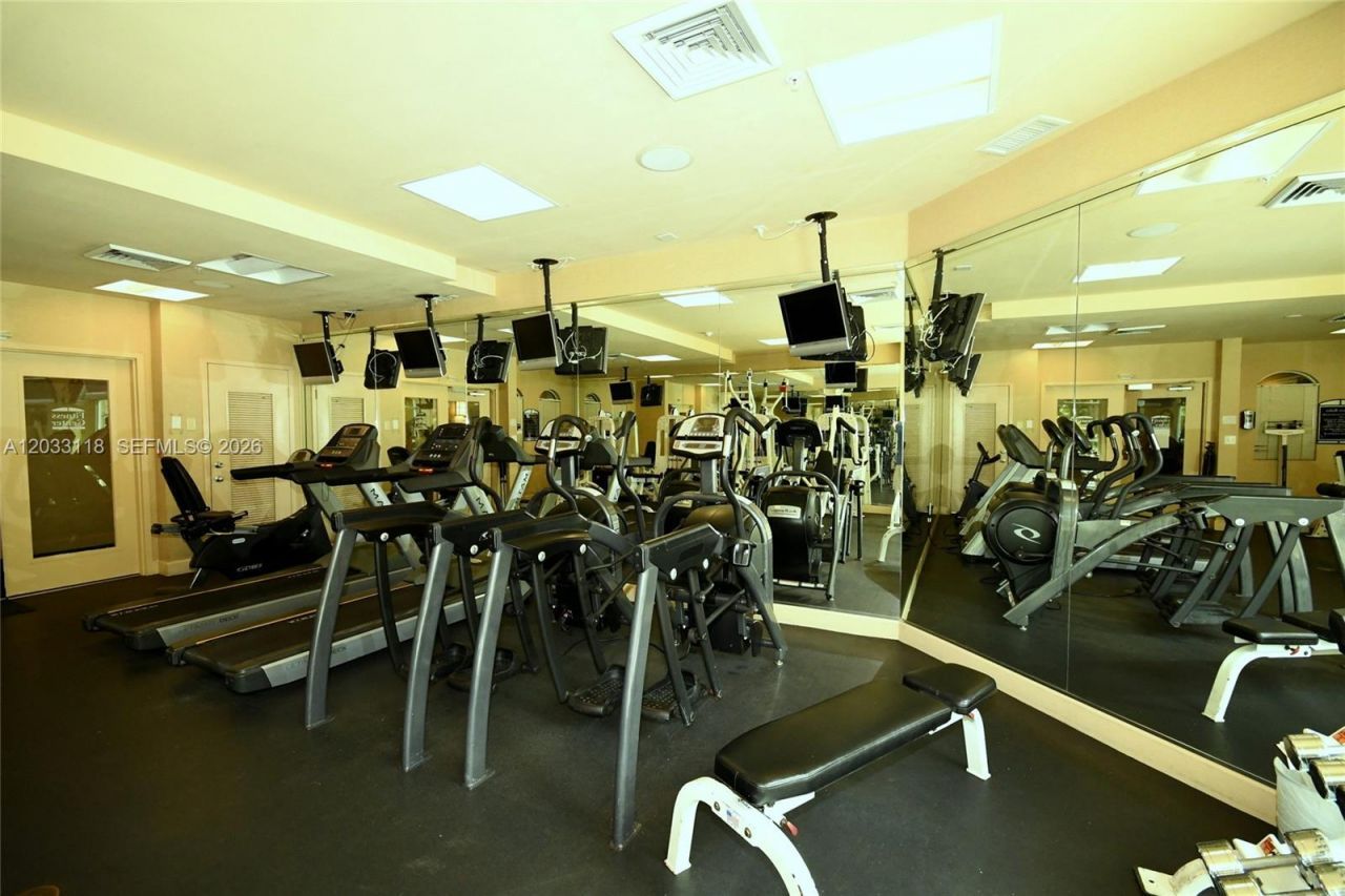 6001 SW 70th St , Unit 320, South Miami, FL 33143 Photo