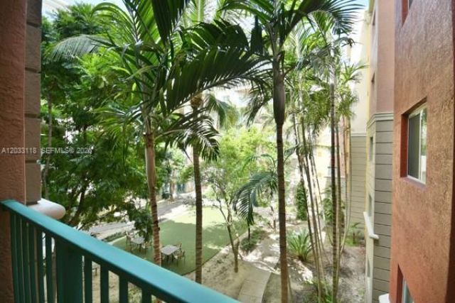 6001 SW 70th St , Unit 320, South Miami, FL 33143 Photo