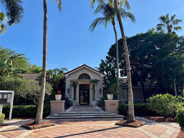 12142 Saint Andrews Pl , Unit 107, Miramar, FL 33025